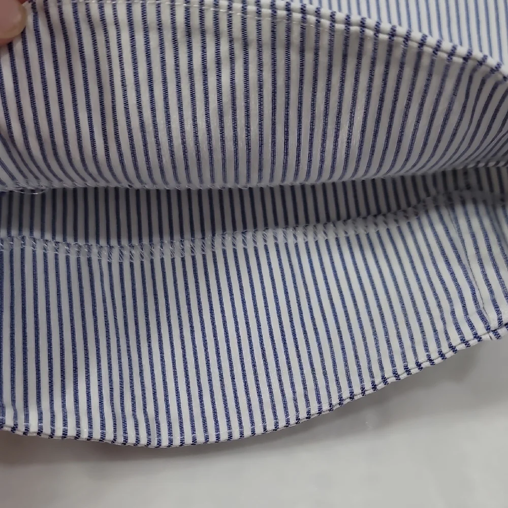 Blue and White Striped Capris with Classic Style - Picture 8 of 8